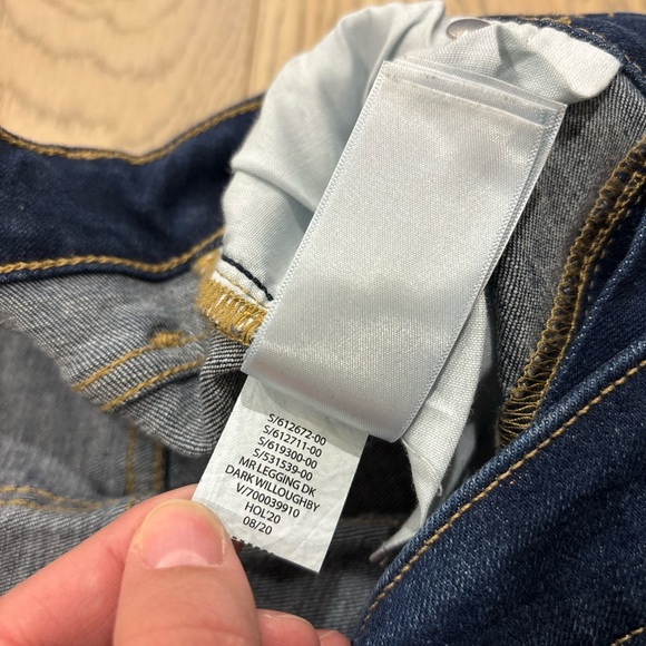 GAP Women's Mid Rise Legging Jeans 4 short - Picture 7 of 10